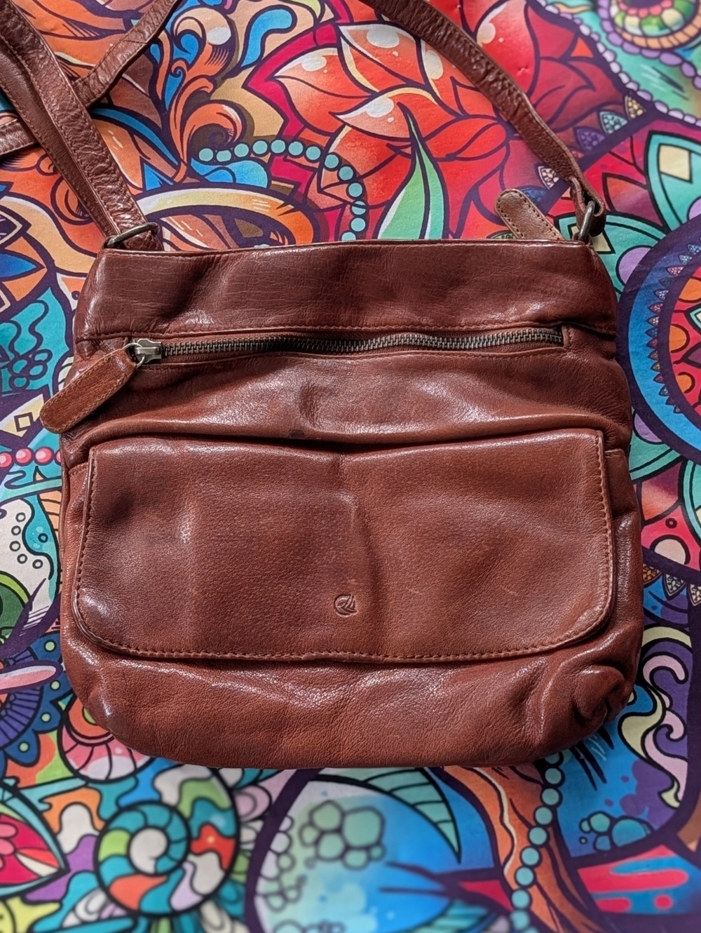 Antonio Valeria Chestnut Brown Leather Crossbody Bag Purse Adjustable Strap